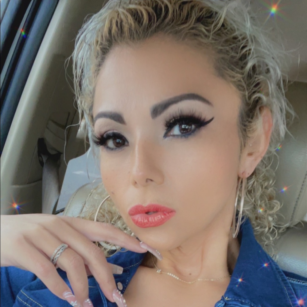 Meet your Posher, Karen